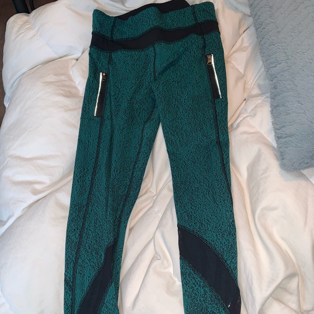 Lululemon Green 7/8 Leggings Size 4 WORN ONCE